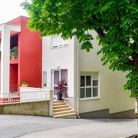 Studio Apartment Stazion With Free Parking Pazin Bagian luar foto