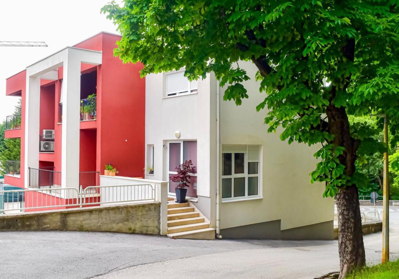 Studio Apartment Stazion With Free Parking Pazin Bagian luar foto