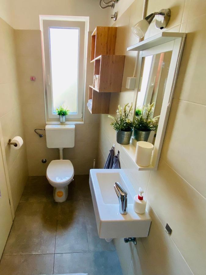Studio Apartment Stazion With Free Parking Pazin Bagian luar foto